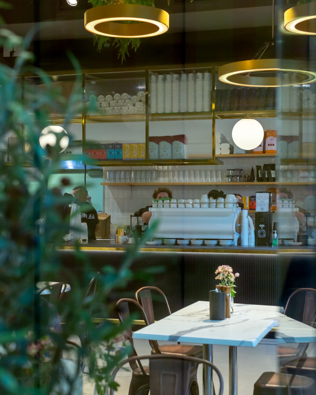 Social dining atmosphere